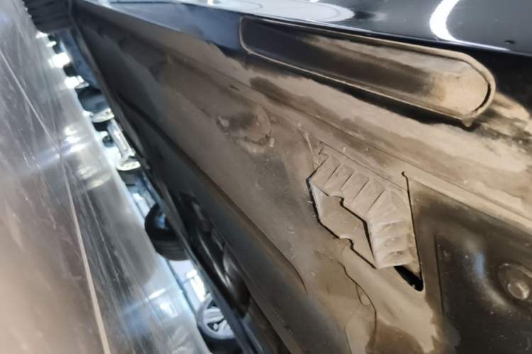 Used BMW 5 Series New Energy 2020 Mileage Upgrade Version 530Le Luxury Package Right Side Sill