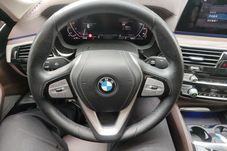 Used BMW 5 Series New Energy 2020 Mileage Upgrade Version 530Le Pioneer Edition Steering Wheel