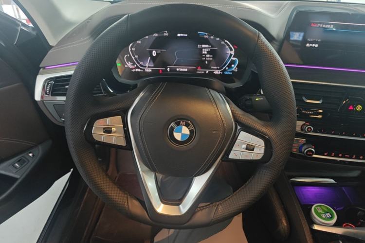 Used BMW 5 Series New Energy 2020 Mileage Upgrade Version 530Le Luxury Package Steering Wheel