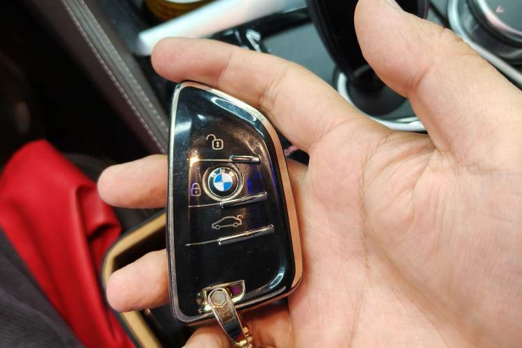 Used BMW 5 Series New Energy 2020 530Le Luxury Package Vehicle Key