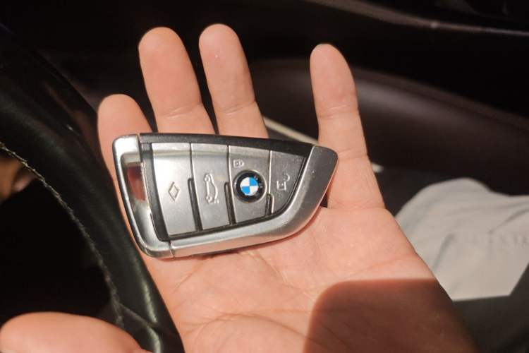 Used BMW 5 Series New Energy 2020 530Le Luxury Package Vehicle Key