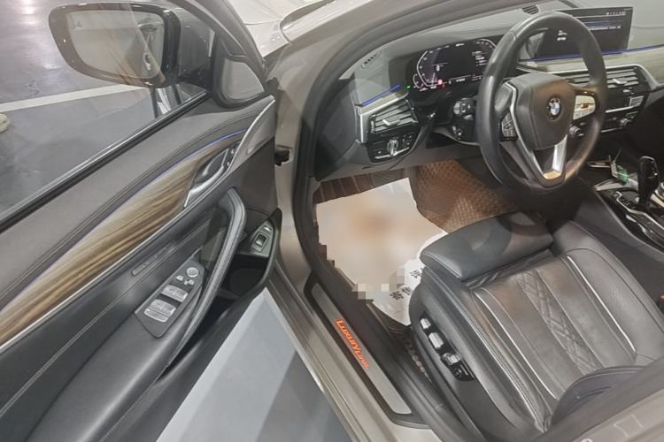 Used BMW 5 Series New Energy 2020 Mileage Upgrade Version 530Le Pioneer Edition Driver Seat