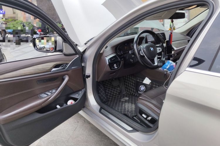 Used BMW 5 Series New Energy 2020 530Le Luxury Package Driver Seat