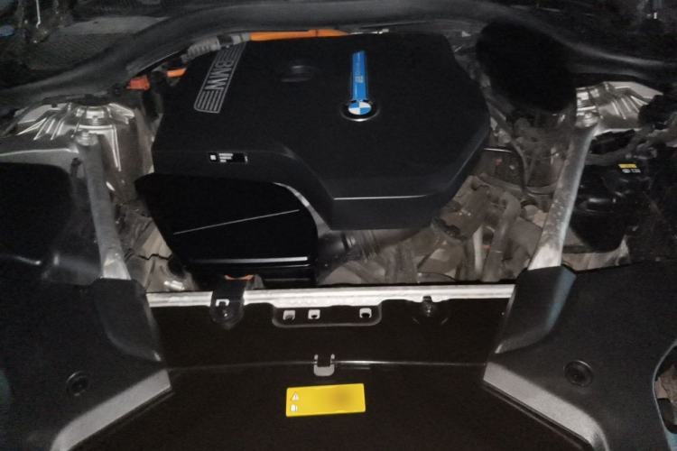 Used BMW 5 Series New Energy 2020 530Le Luxury Package Engine Bay