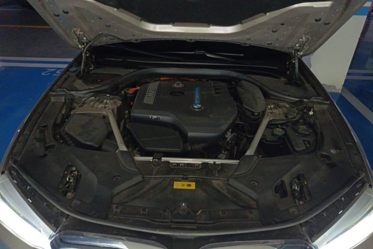 Used BMW 5 Series New Energy 2020 Mileage Upgrade Version 530Le Pioneer Edition Engine Bay