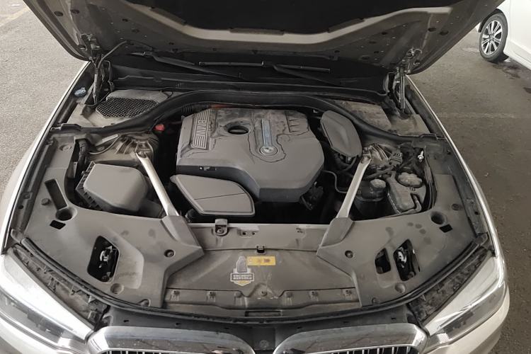 Used BMW 5 Series New Energy 2020 Mileage Upgrade Version 530Le Luxury Package Engine Bay