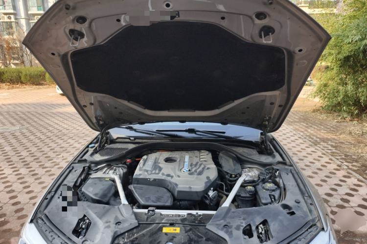 Used BMW 5 Series New Energy 2020 Mileage Upgrade Version 530Le Luxury Package Engine Bay