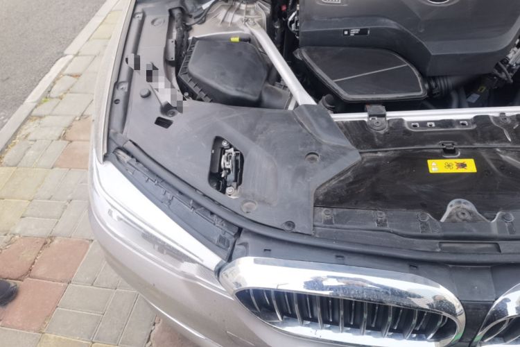 Used BMW 5 Series New Energy 2020 Mileage Upgrade Version 530Le Pioneer Edition Engine Bay Right