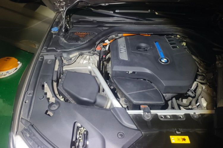 Used BMW 5 Series New Energy 2020 530Le Luxury Package Engine Bay Right