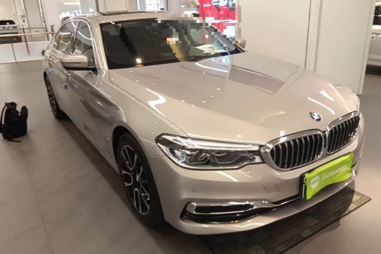 Used BMW 5 Series New Energy 2020 Mileage Upgrade Version 530Le Pioneer Edition Front Right 45 Deg