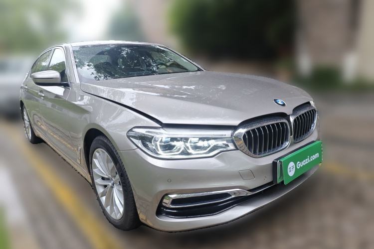 Used BMW 5 Series New Energy 2020 Mileage Upgrade Version 530Le Pioneer Edition Front Right 45 Deg