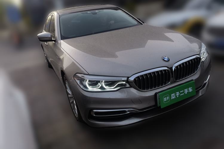 Used BMW 5 Series New Energy 2020 Mileage Upgrade Version 530Le Pioneer Edition Front Right 45 Deg