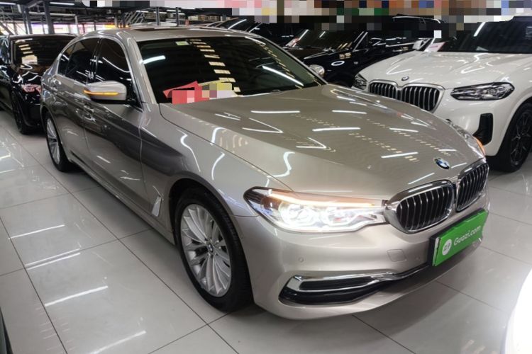 Used BMW 5 Series New Energy 2020 Mileage Upgrade Version 530Le Pioneer Edition Front Right 45 Deg