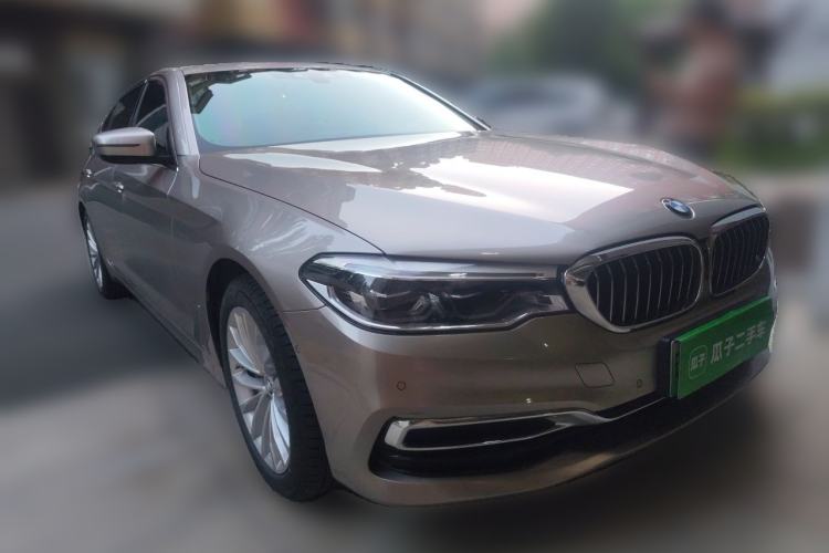 Used BMW 5 Series New Energy 2020 Mileage Upgrade Version 530Le Pioneer Edition Front Right 45 Deg