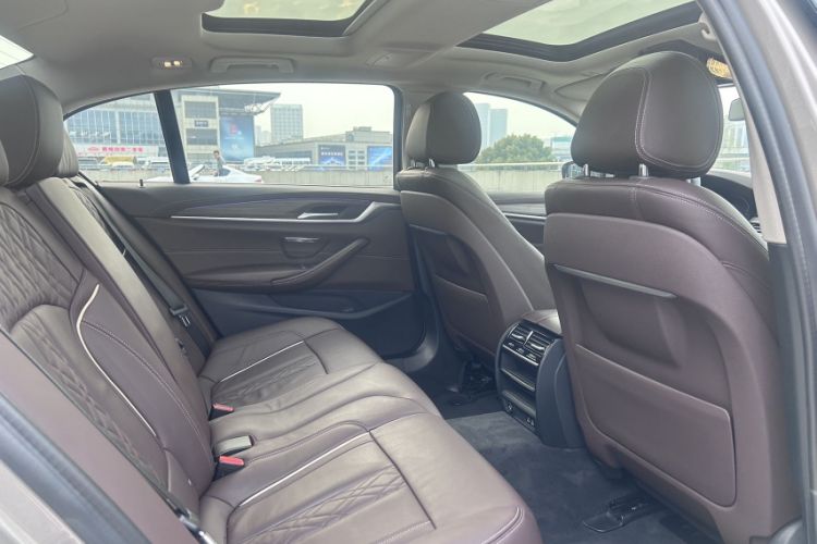 Used BMW 5 Series New Energy 2020 Mileage Upgrade Version 530Le Luxury Package Interior 10