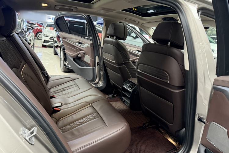 Used BMW 5 Series New Energy 2020 Mileage Upgrade Version 530Le Pioneer Edition Interior 7