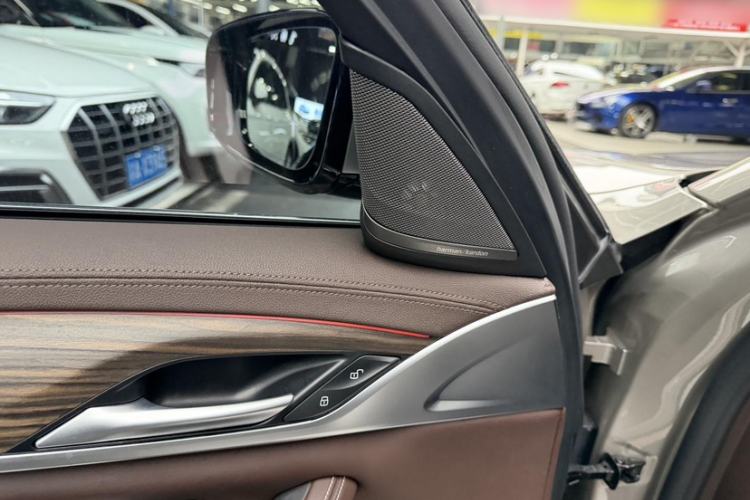 Used BMW 5 Series New Energy 2020 Mileage Upgrade Version 530Le Pioneer Edition Interior 9