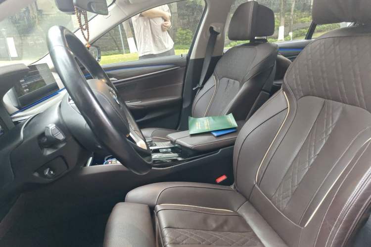 Used BMW 5 Series New Energy 2020 Mileage Upgrade Version 530Le Pioneer Edition Left Front Seat