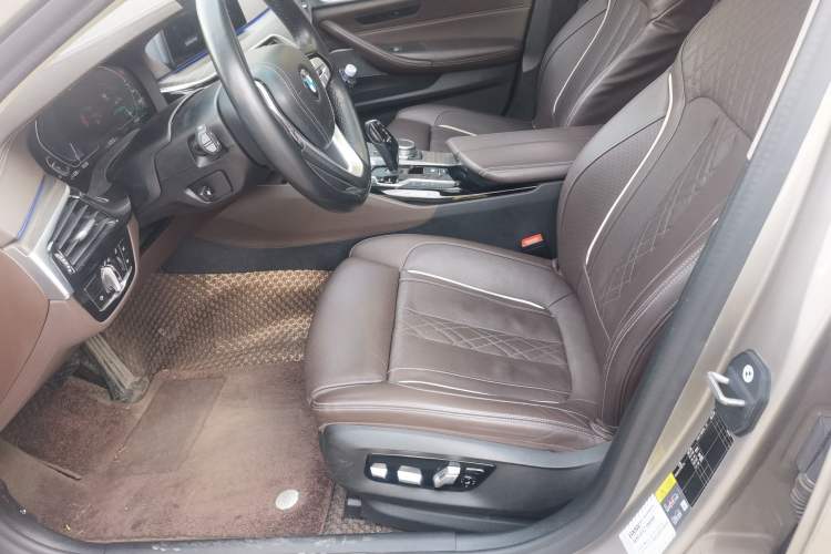 Used BMW 5 Series New Energy 2020 Mileage Upgrade Version 530Le Pioneer Edition Left Front Seat