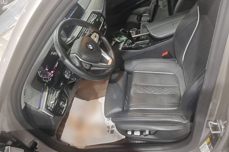 Used BMW 5 Series New Energy 2020 Mileage Upgrade Version 530Le Pioneer Edition Left Front Seat