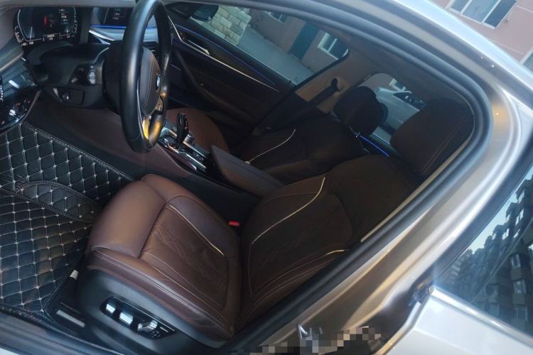 Used BMW 5 Series New Energy 2020 Mileage Upgrade Version 530Le Pioneer Edition Left Front Seat