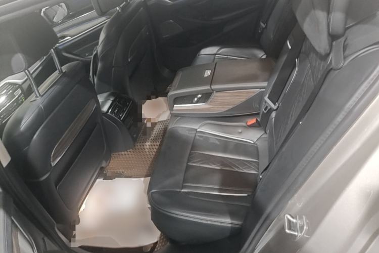 Used BMW 5 Series New Energy 2020 Mileage Upgrade Version 530Le Pioneer Edition Left Rear Seat