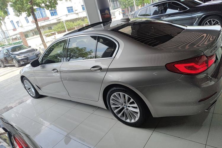 Used BMW 5 Series New Energy 2020 530Le Luxury Package Left Side