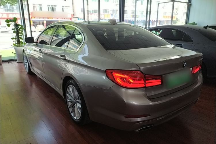 Used BMW 5 Series New Energy 2020 Mileage Upgrade Version 530Le Luxury Package Rear Left 45 Deg