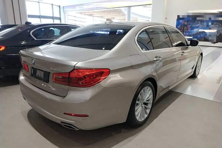 Used BMW 5 Series New Energy 2020 530Le Luxury Package Rear Right 45 Deg