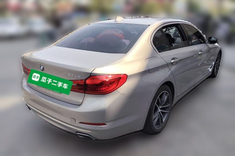 Used BMW 5 Series New Energy 2020 530Le Luxury Package Rear Right 45 Deg