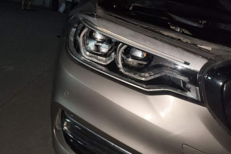 Used BMW 5 Series New Energy 2020 530Le Luxury Package Right Front Headlight