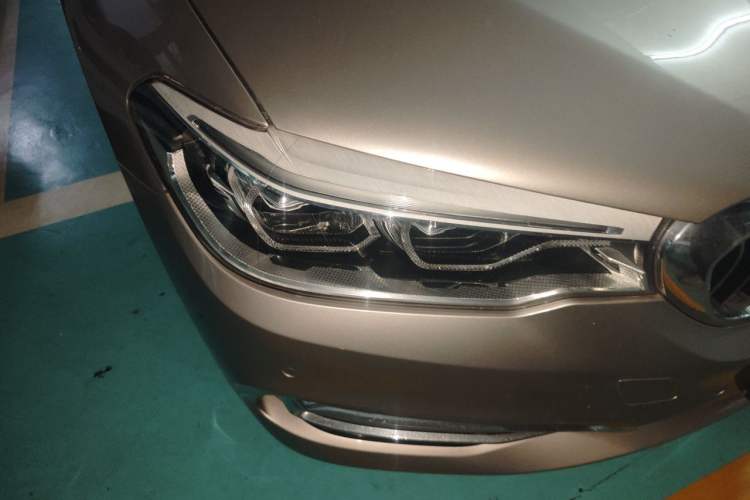 Used BMW 5 Series New Energy 2020 530Le Pioneer Edition Right Front Headlight