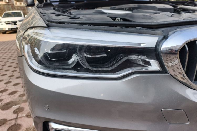Used BMW 5 Series New Energy 2020 Mileage Upgrade Version 530Le Luxury Package Right Front Headlight