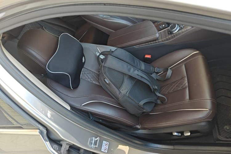 Used BMW 5 Series New Energy 2020 Mileage Upgrade Version 530Le Luxury Package Right Front Seat