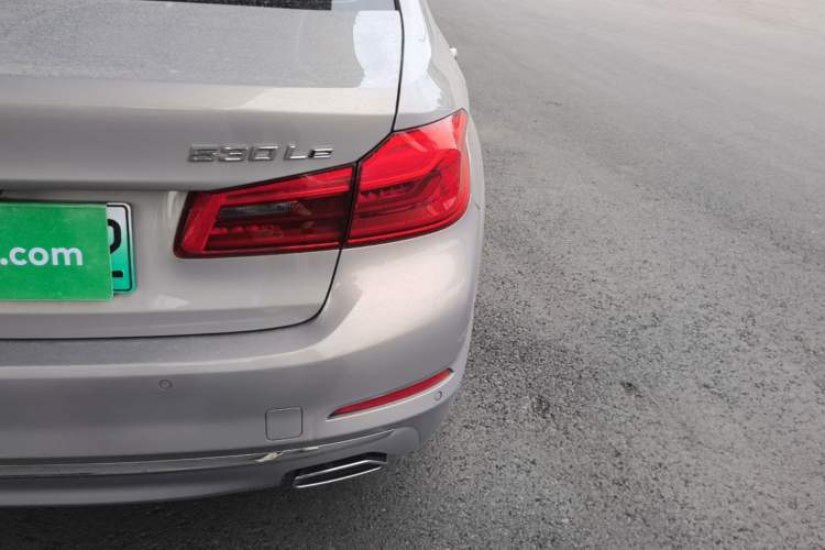 Used BMW 5 Series New Energy 2020 Mileage Upgrade Version 530Le Luxury Package Right Rear Taillight