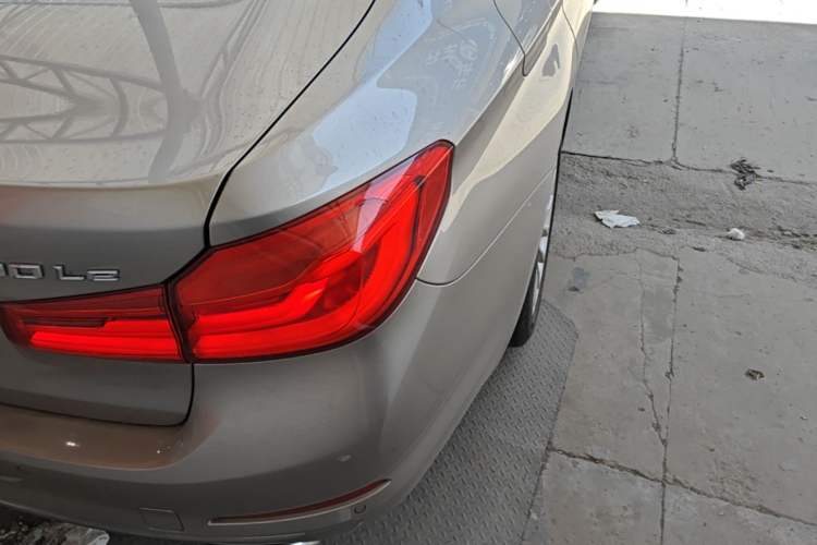 Used BMW 5 Series New Energy 2020 Mileage Upgrade Version 530Le Luxury Package Right Rear Taillight