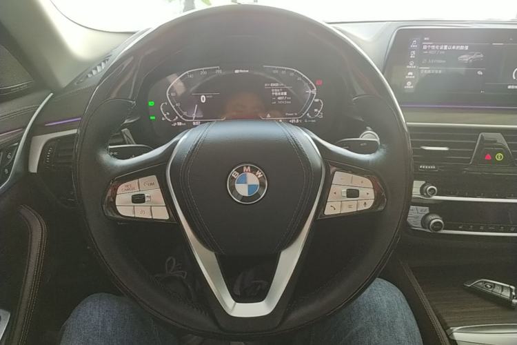 Used BMW 5 Series New Energy 2020 Mileage Upgrade Version 530Le Luxury Package Steering Wheel