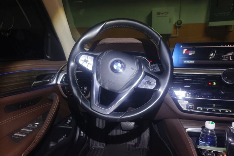 Used BMW 5 Series New Energy 2020 530Le Luxury Package Steering Wheel