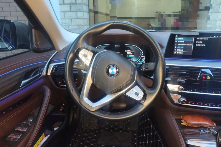 Used BMW 5 Series New Energy 2020 Mileage Upgrade Version 530Le Pioneer Edition Steering Wheel