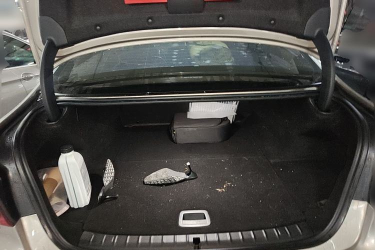 Used BMW 5 Series New Energy 2020 530Le Luxury Package Trunk
