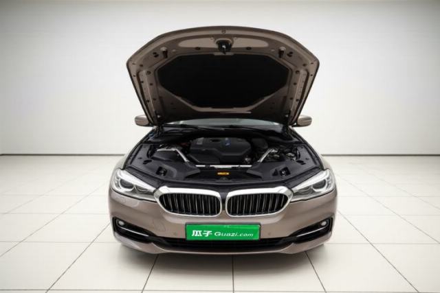 Ojetý BMW 5 Series New Energy 2020 Mileage Upgrade Version 530Le Pioneer Edition