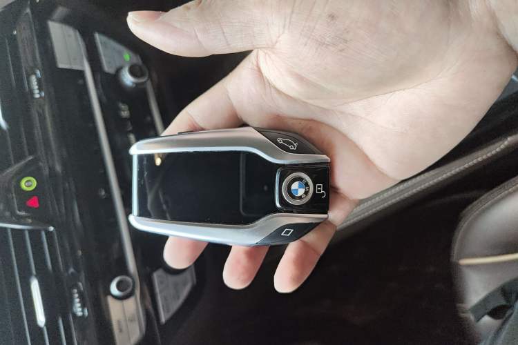 Used BMW 5 Series New Energy 2020 530Le Luxury Package Vehicle Key