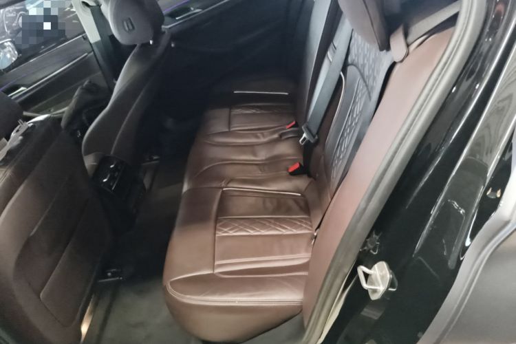 Used BMW 5 Series New Energy 2020 Mileage Upgrade Version 530Le Luxury Package Left Rear Seat