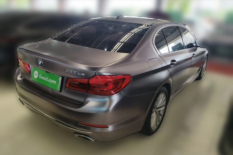Used BMW 5 Series New Energy 2020 Mileage Upgrade Version 530Le Luxury Package Rear Right 45 Deg