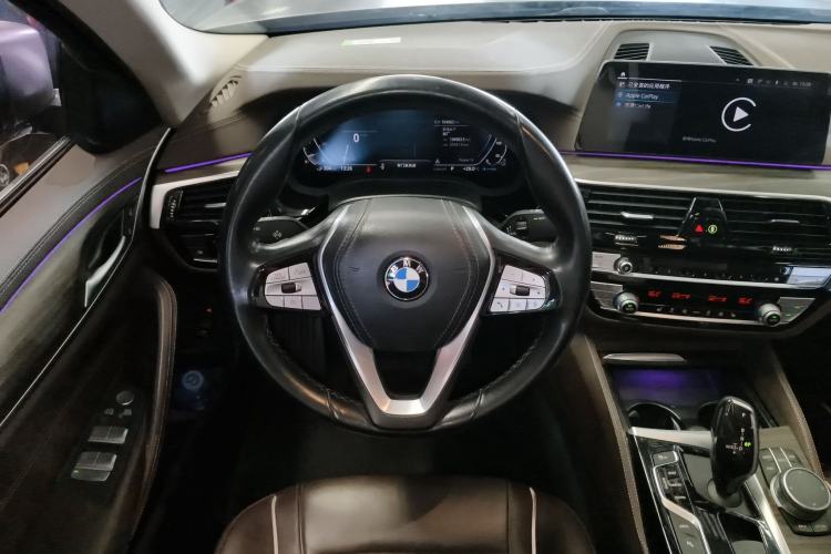 Used BMW 5 Series New Energy 2020 Mileage Upgrade Version 530Le Luxury Package Steering Wheel