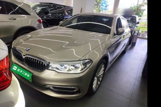 Ojetý BMW 5 Series New Energy 2020 Mileage Upgrade Version 530Le Pioneer Edition