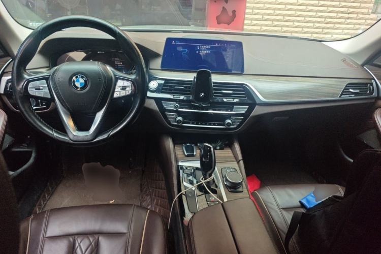 Used BMW 5 Series New Energy 2020 530Le Luxury Package Center Console