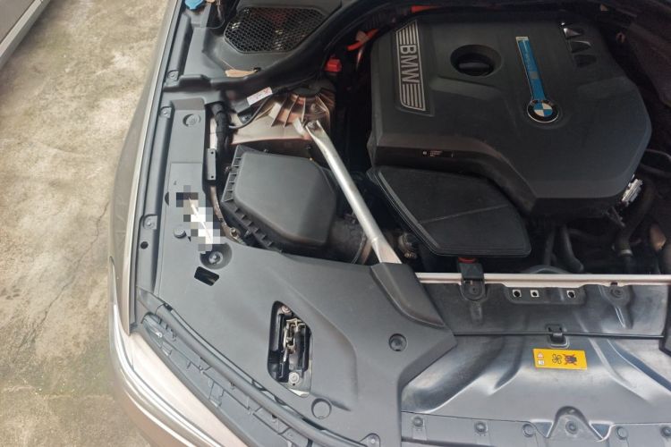 Used BMW 5 Series New Energy 2020 530Le Luxury Package Engine Bay Right