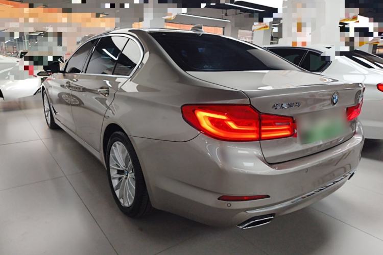 Used BMW 5 Series New Energy 2020 Mileage Upgrade Version 530Le Luxury Package Exterior 2