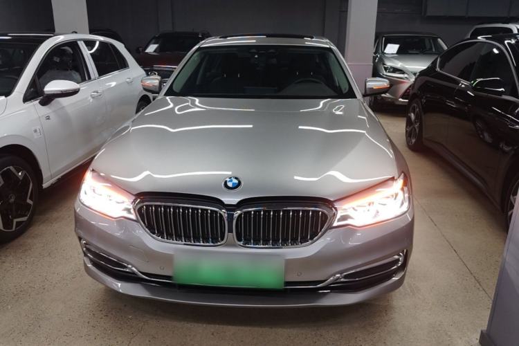 Used BMW 5 Series New Energy 2020 Mileage Upgrade Version 530Le Luxury Package Front